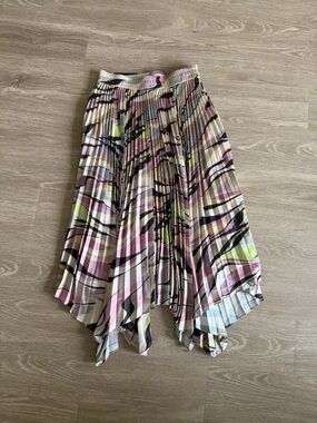 Ted Baker London Pleated Skirt with Lime, Black & Gray Abstract Print
